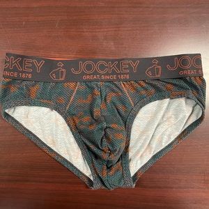 Men's jockey underwear, briefs, size small.